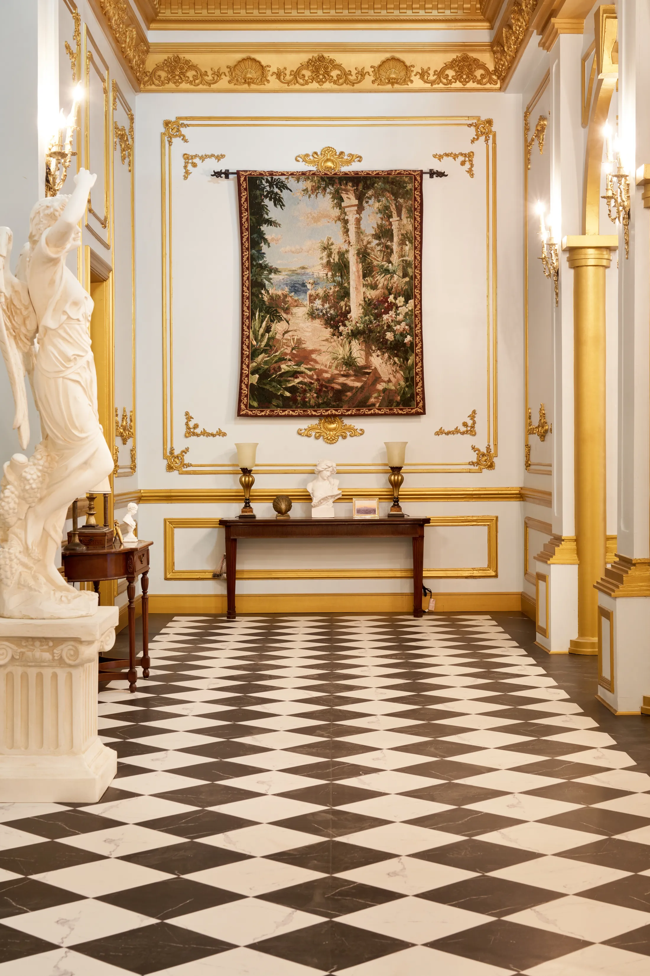 The Ballroom — photograph 08