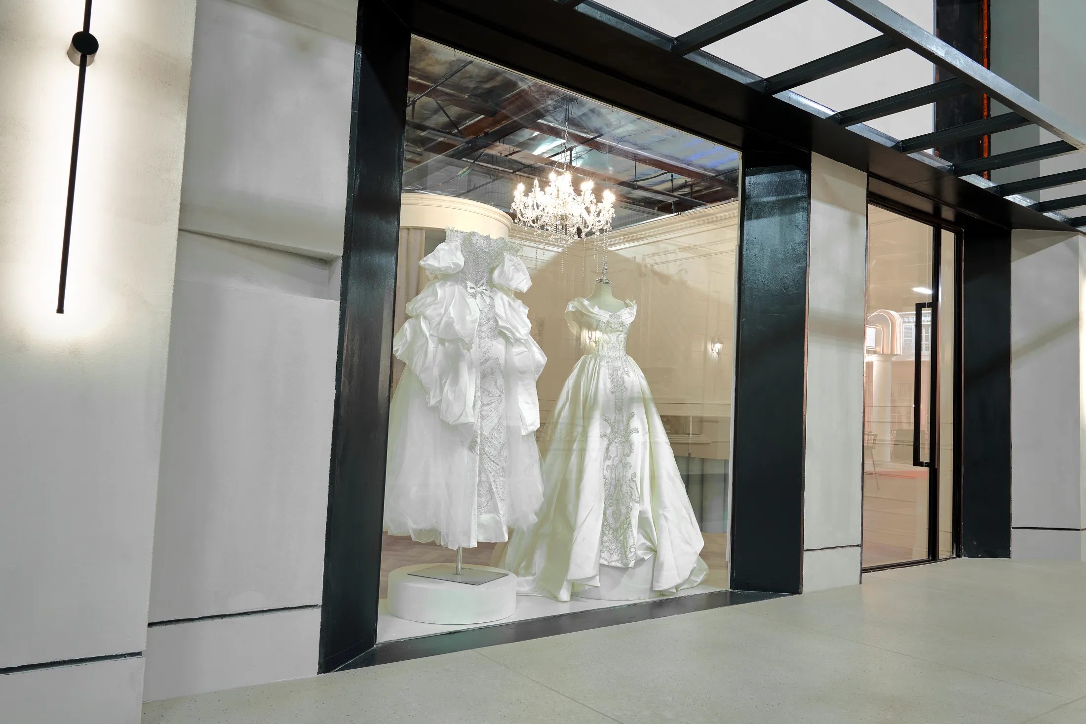 The Bridal Shop — photograph 01
